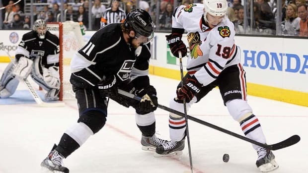 anze-kopitar-jonathan-toews.jpg